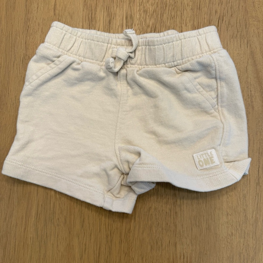 Carter's Adorable 8 piece summer bundle - Picture 4 of 12